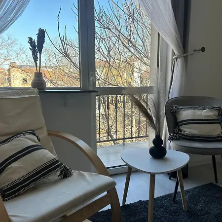 Pirostka Vintage Apartman Szófia