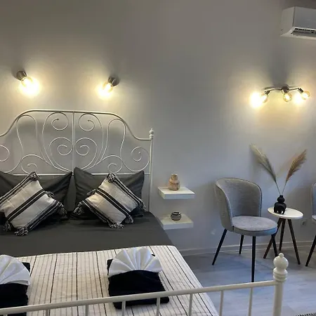 Pirostka Vintage * Sofia